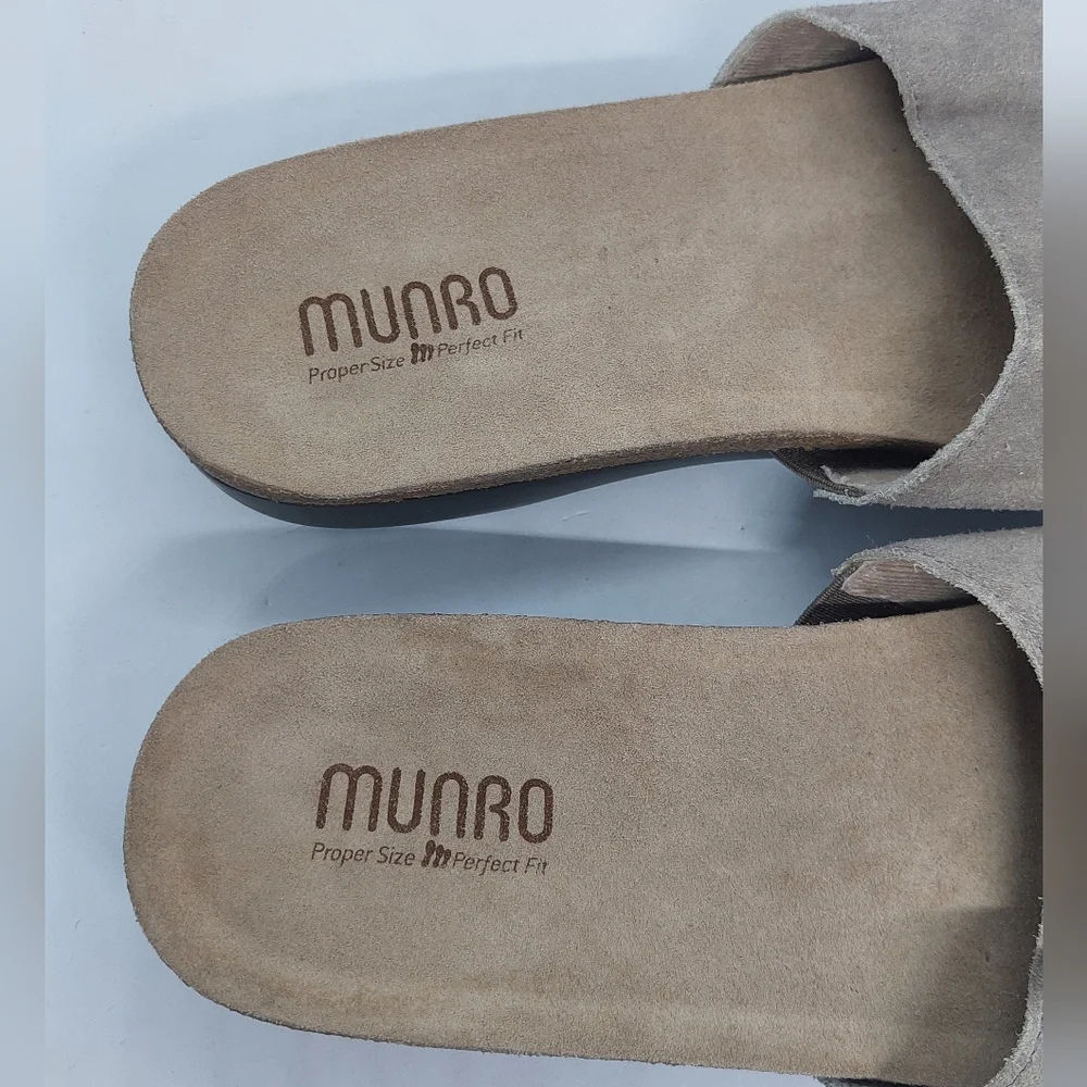 Munro Laya Women's 12M Taupe Suede Slide Sandals Slip On Open Toe Shoes